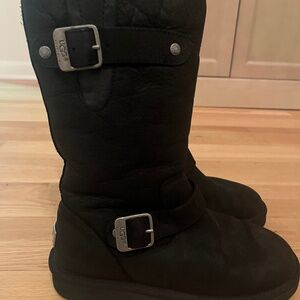 Uggs Black Sutter Moto Biker Textured Leather Boots Women size 6 like new